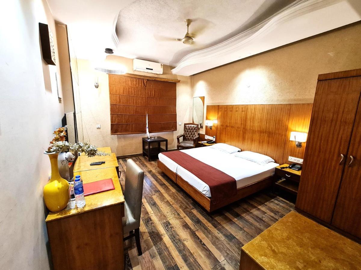 Hotel Royal Castle Grand New Delhi Eksteriør billede